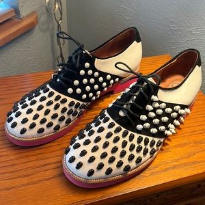 Jeffery Campbell Henry saddle shoes with skulls and spikes